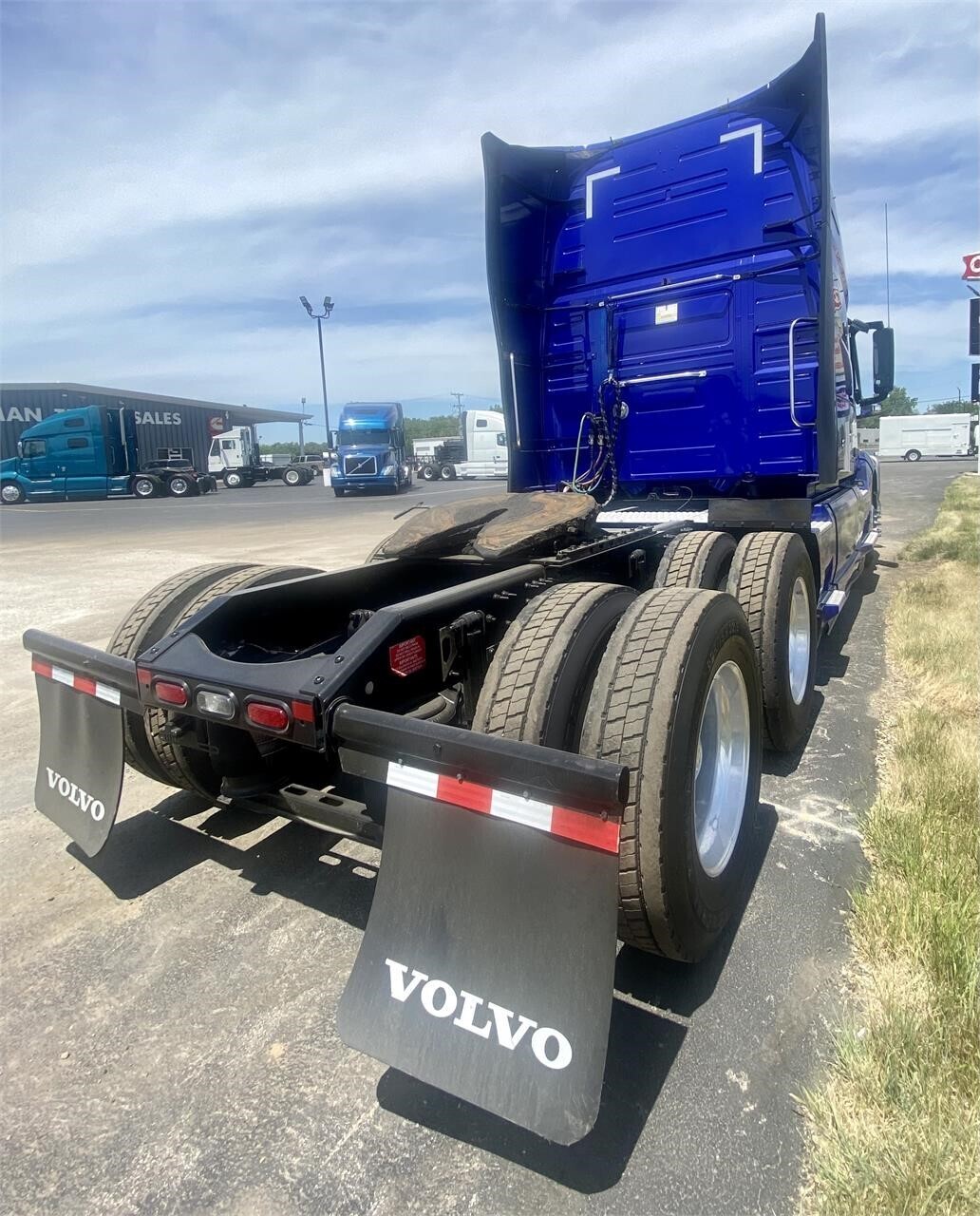 Volvo 18 Wheeler For Salenull