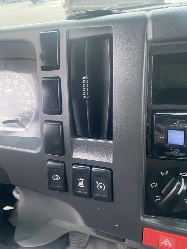 2016 Isuzu NPR HD