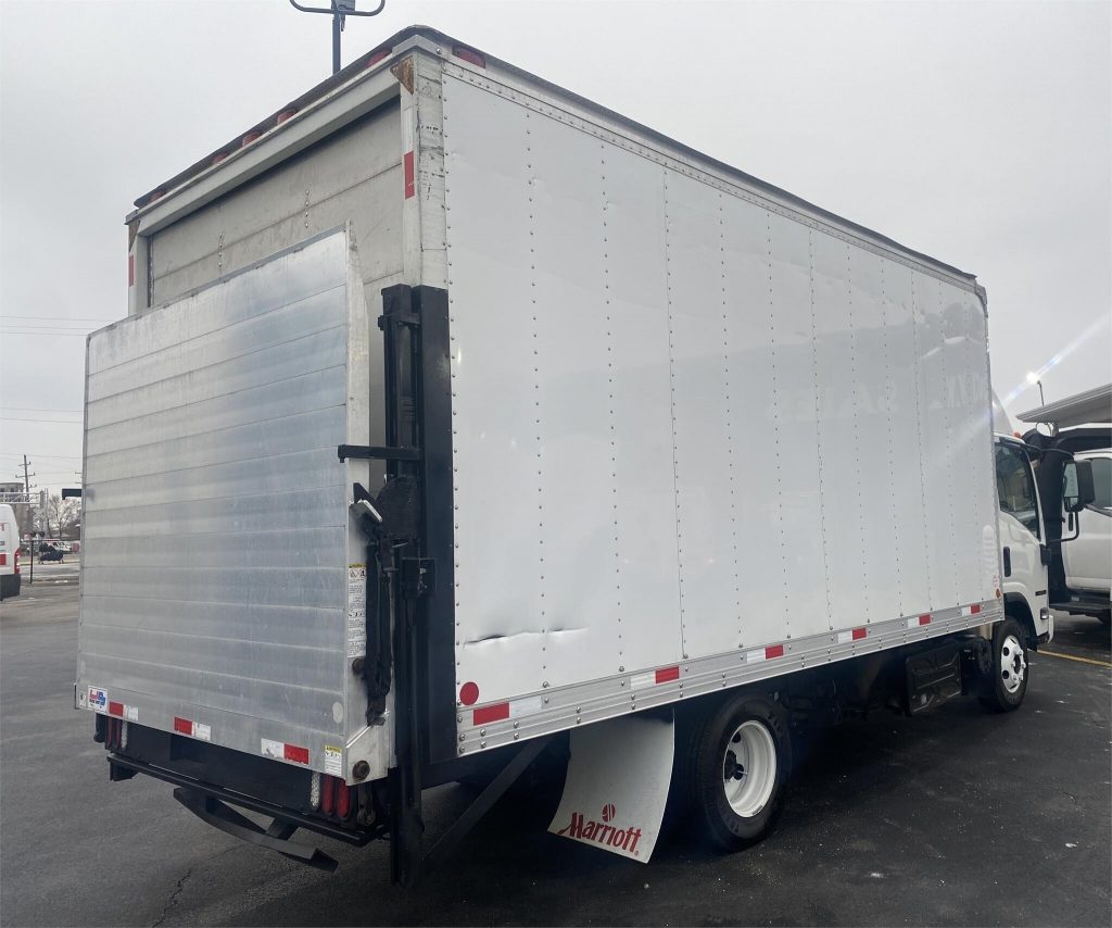 2016 Isuzu NPR HD