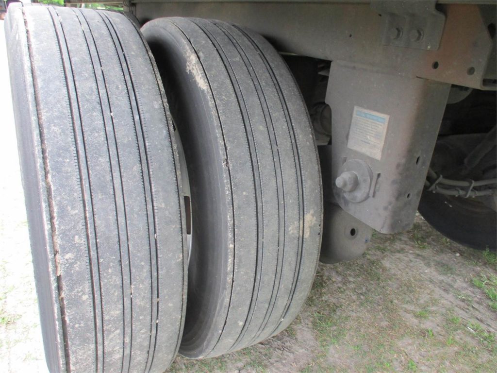 2008 UTILITY 53×102