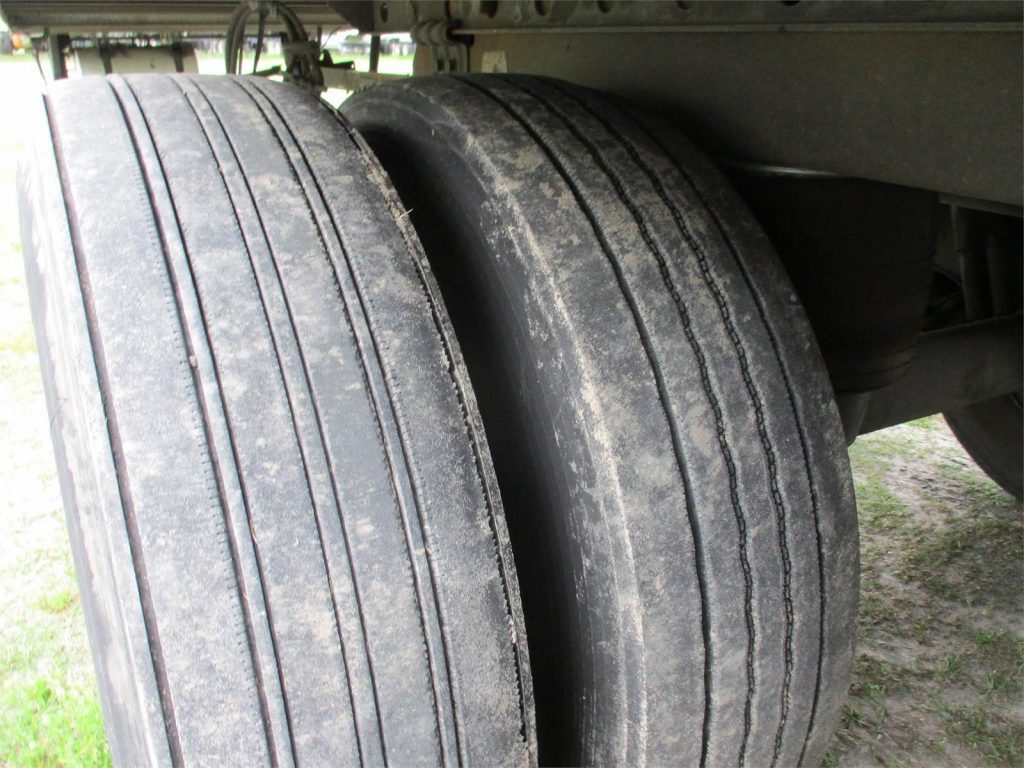 2008 UTILITY 53×102