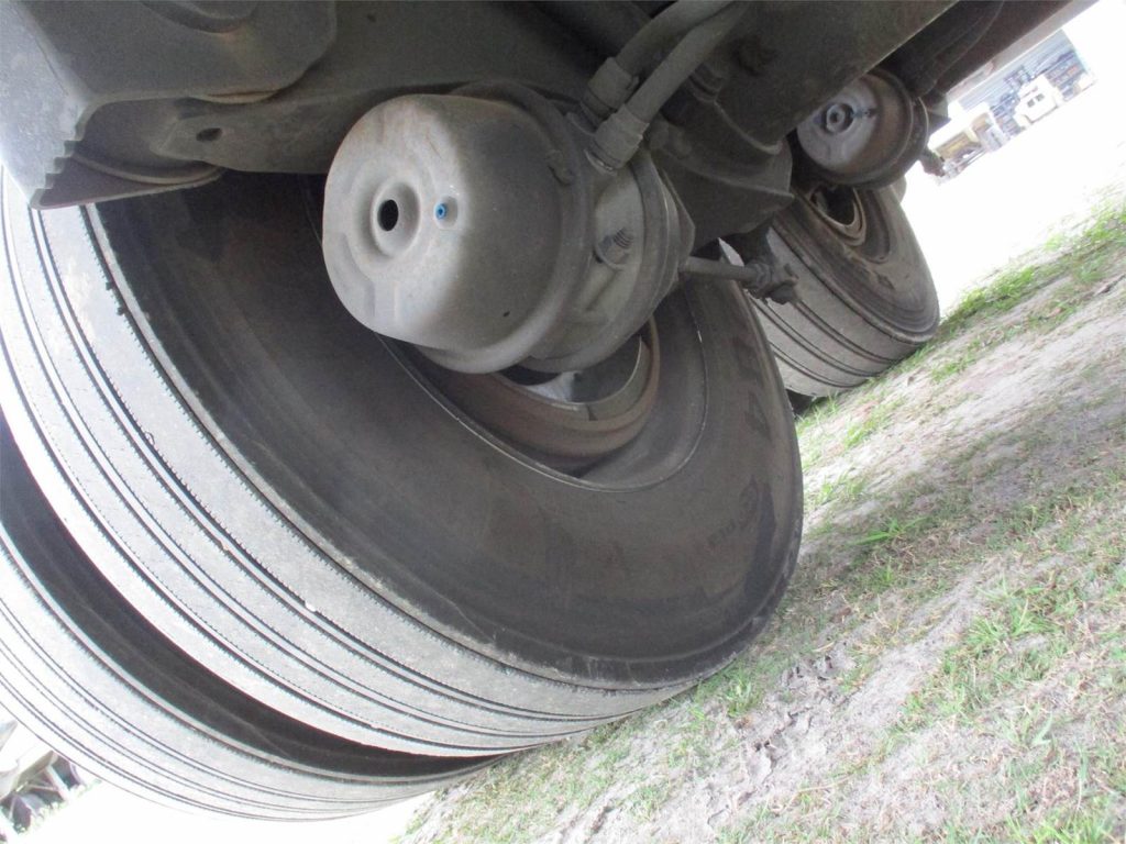 2008 UTILITY 53×102