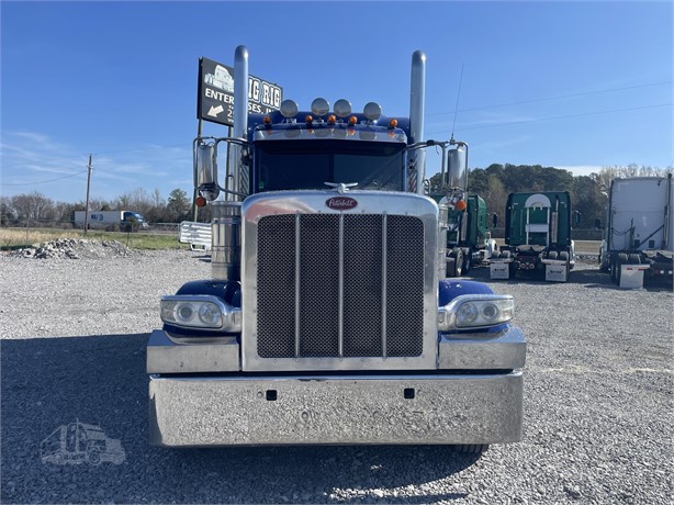 2018 PETERBILT 389