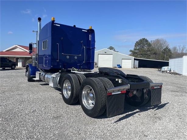 2018 PETERBILT 389