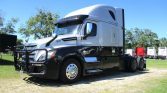 2018 Freightliner Cascadia 126