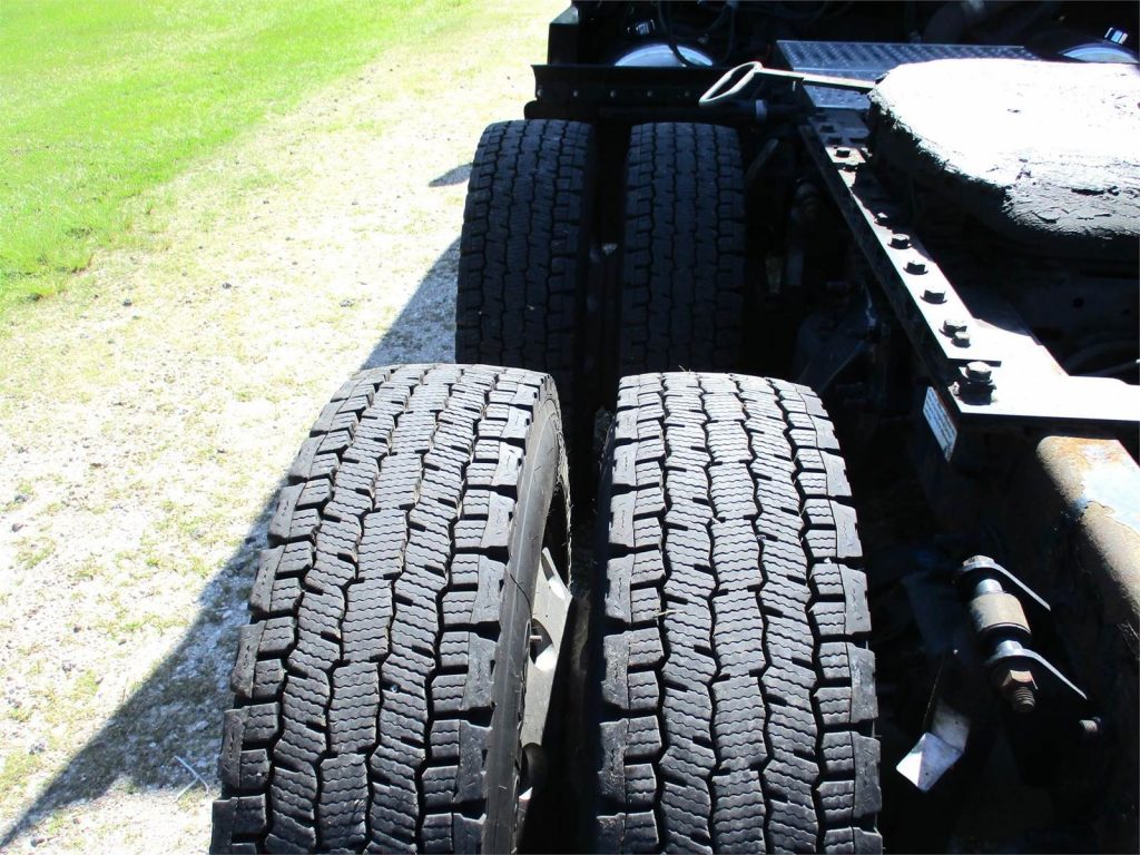 2018 Freightliner Cascadia 126