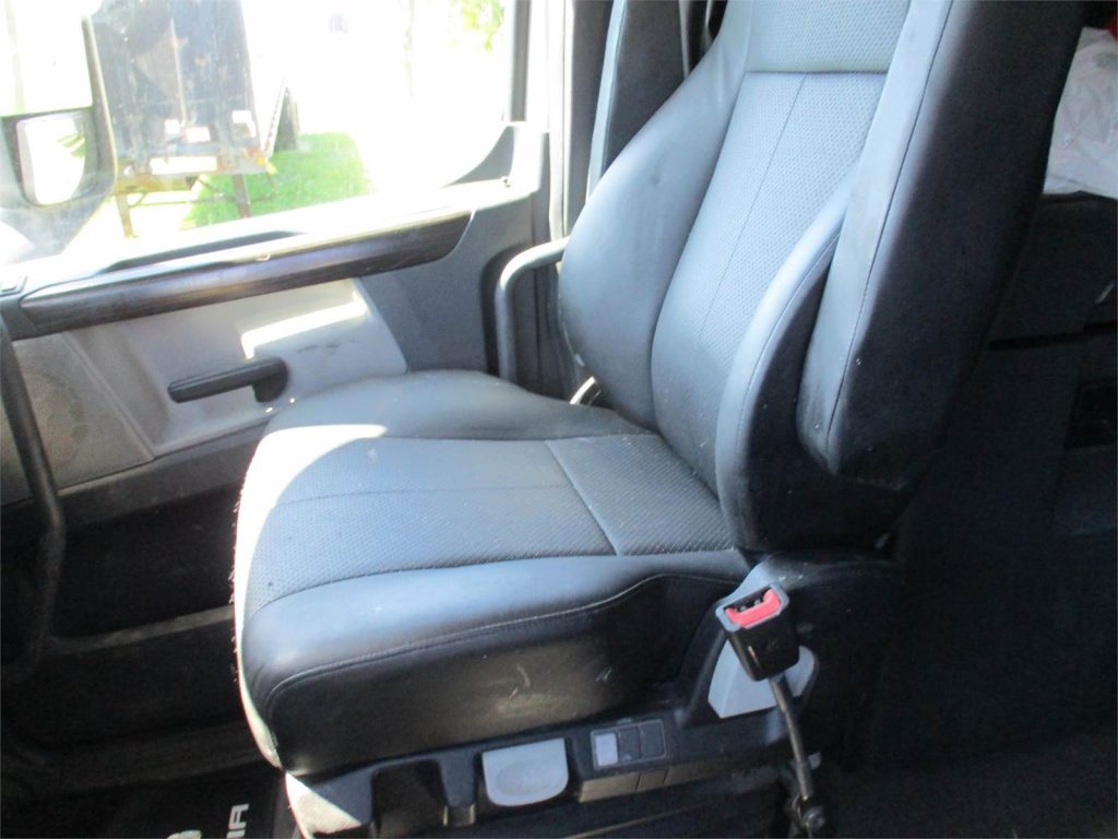 2018 Freightliner Cascadia 126