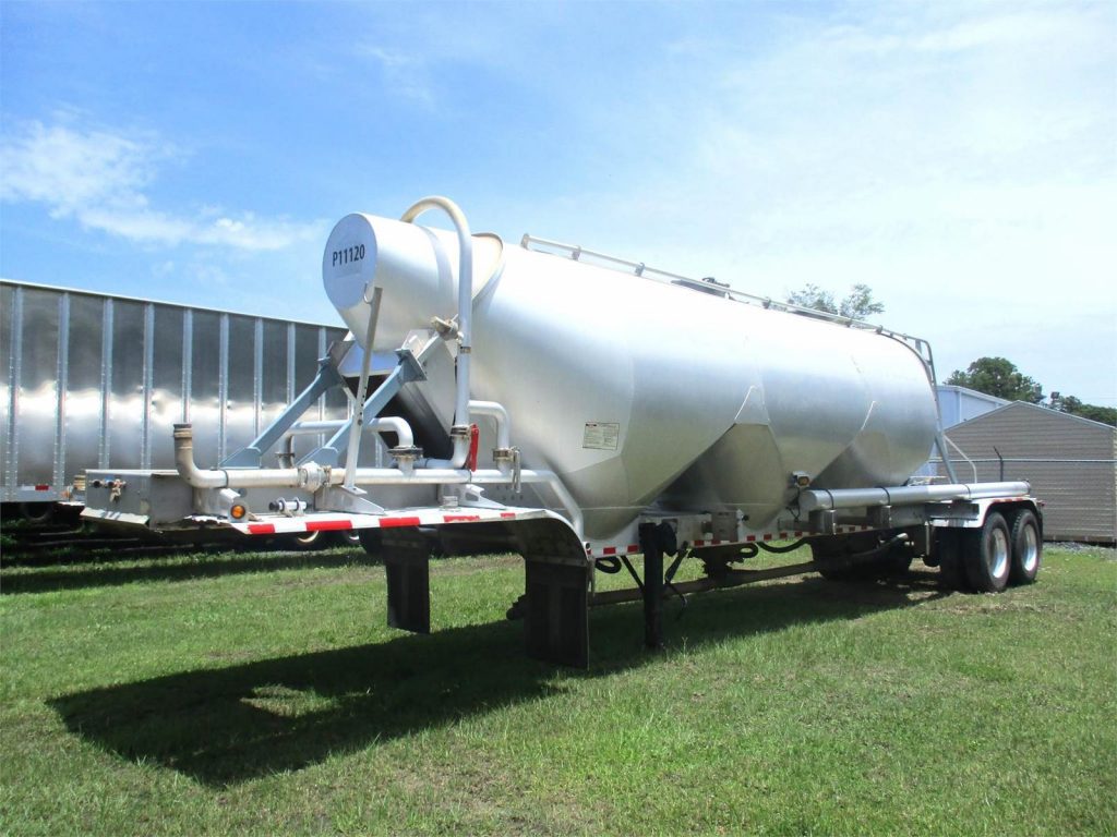 2011 Vantage 1000 CUBIC FT