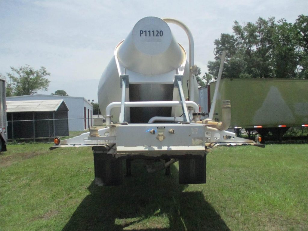 2011 Vantage 1000 CUBIC FT