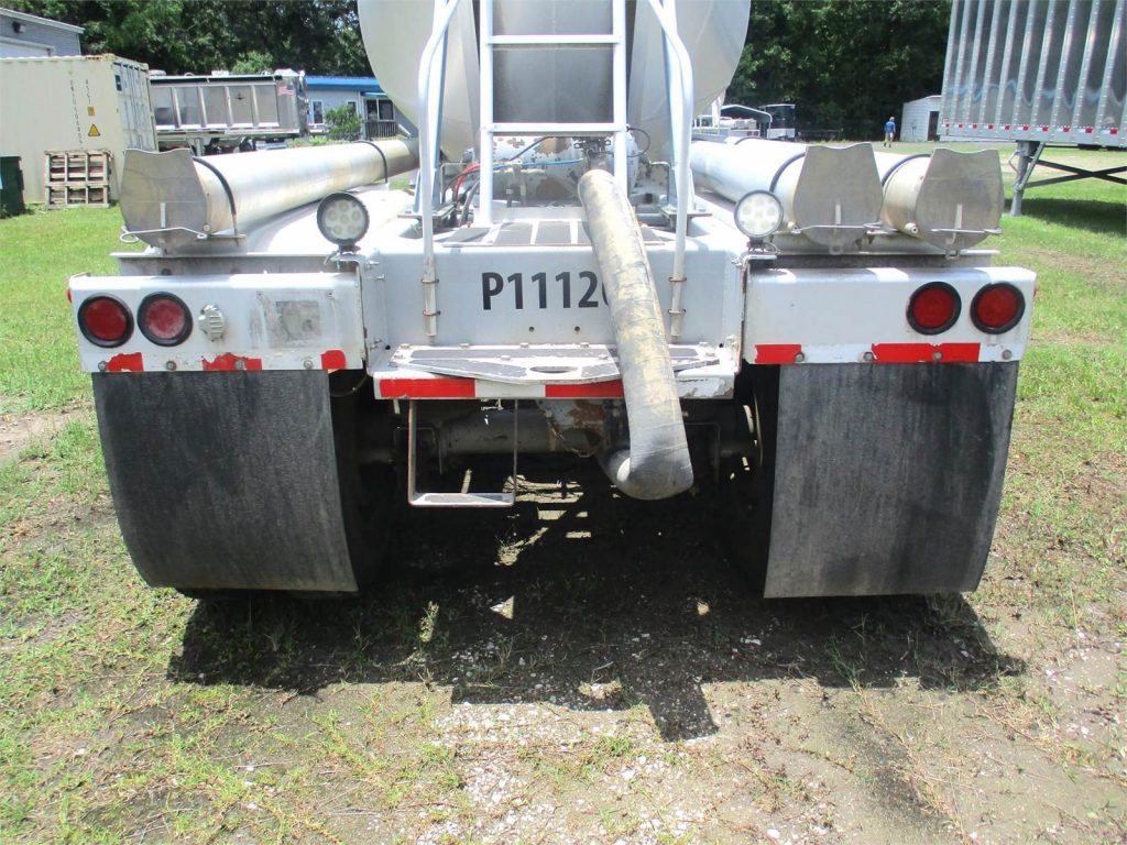 2011 Vantage 1000 CUBIC FT