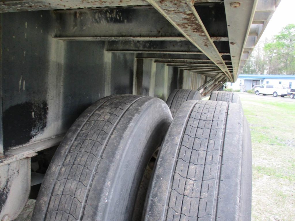 2006 Clark 45X96 COMBO FLATBED WITH MOFFETT KIT