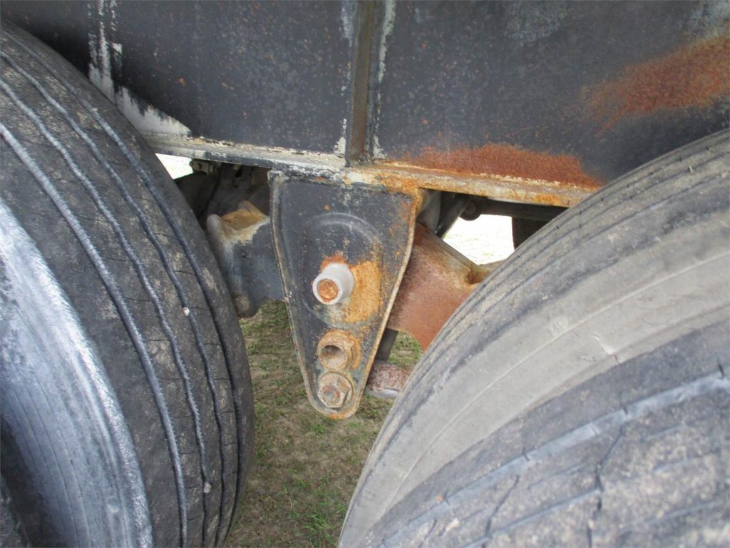 2006 Clark 45X96 COMBO FLATBED WITH MOFFETT KIT