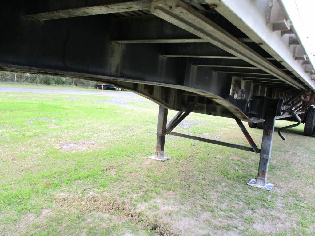 2006 Clark 45X96 COMBO FLATBED WITH MOFFETT KIT