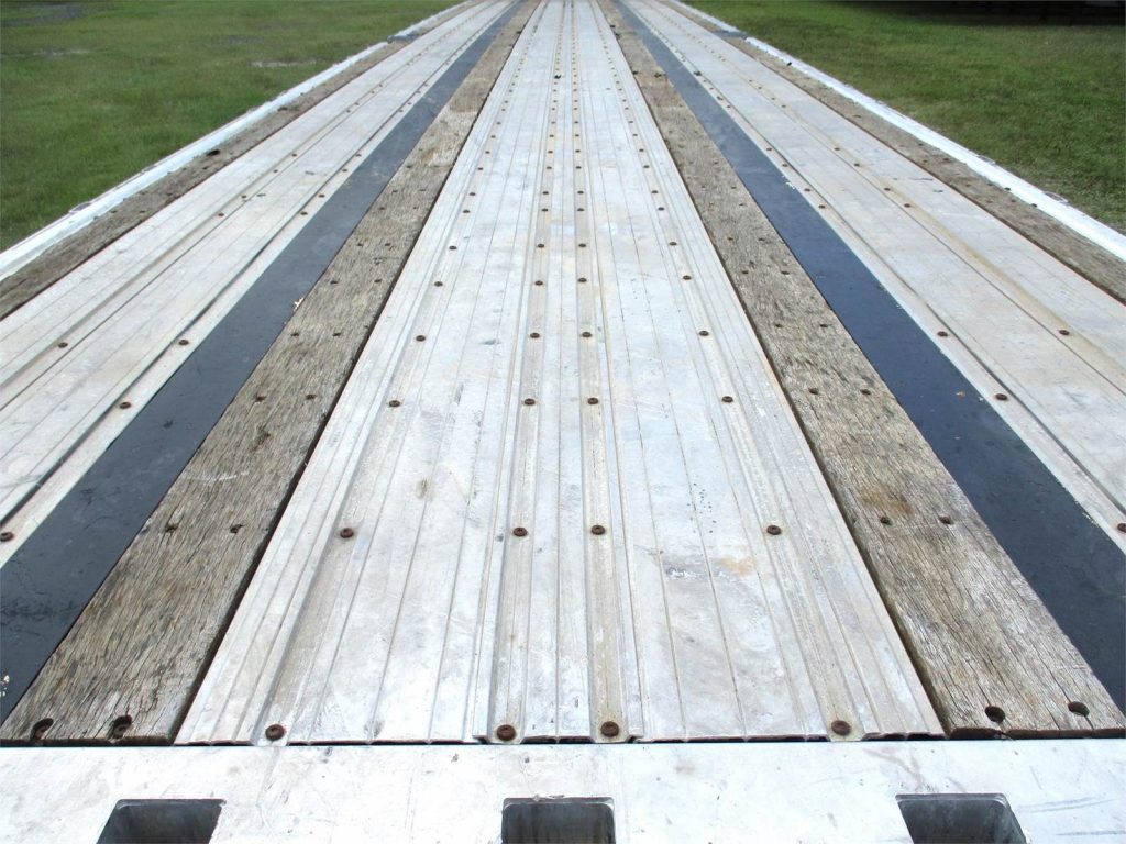 2015 Great Dane 51X102 CONTAINER LOCKS, REAR SLIDING AXLE