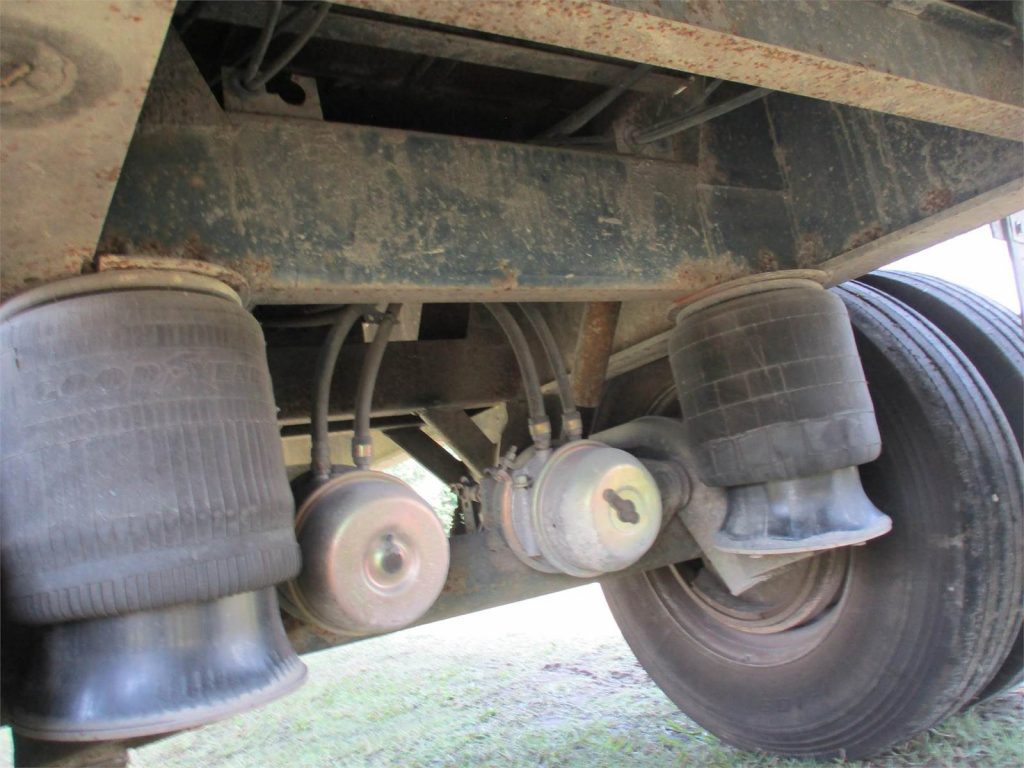 1991 Fontaine 48X102 WITH STEEL FLOOR AIR RIDE