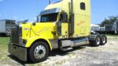 1999 Freightliner FLD132 Classic XL