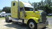 1999 Freightliner FLD132 Classic XL