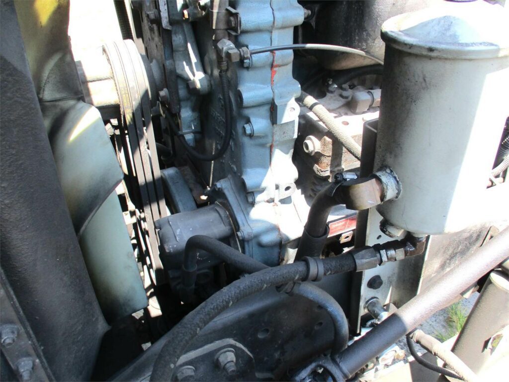 1999 Freightliner FLD132 Classic XL