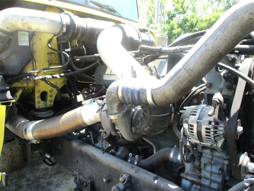 1999 Freightliner FLD132 Classic XL