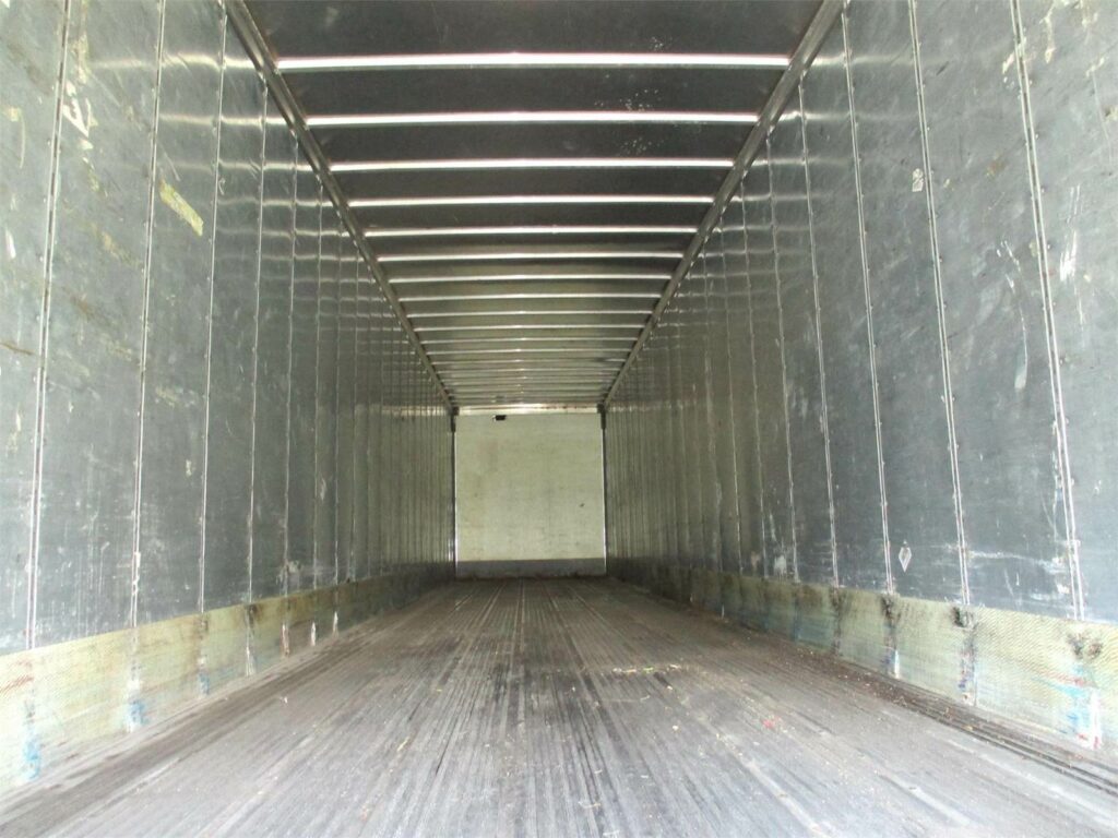 2008 Great Dane 53×102