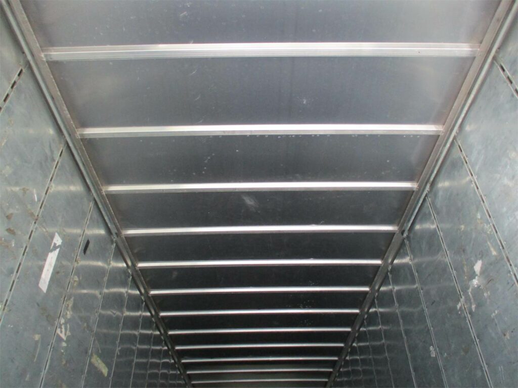 2008 Great Dane 53×102