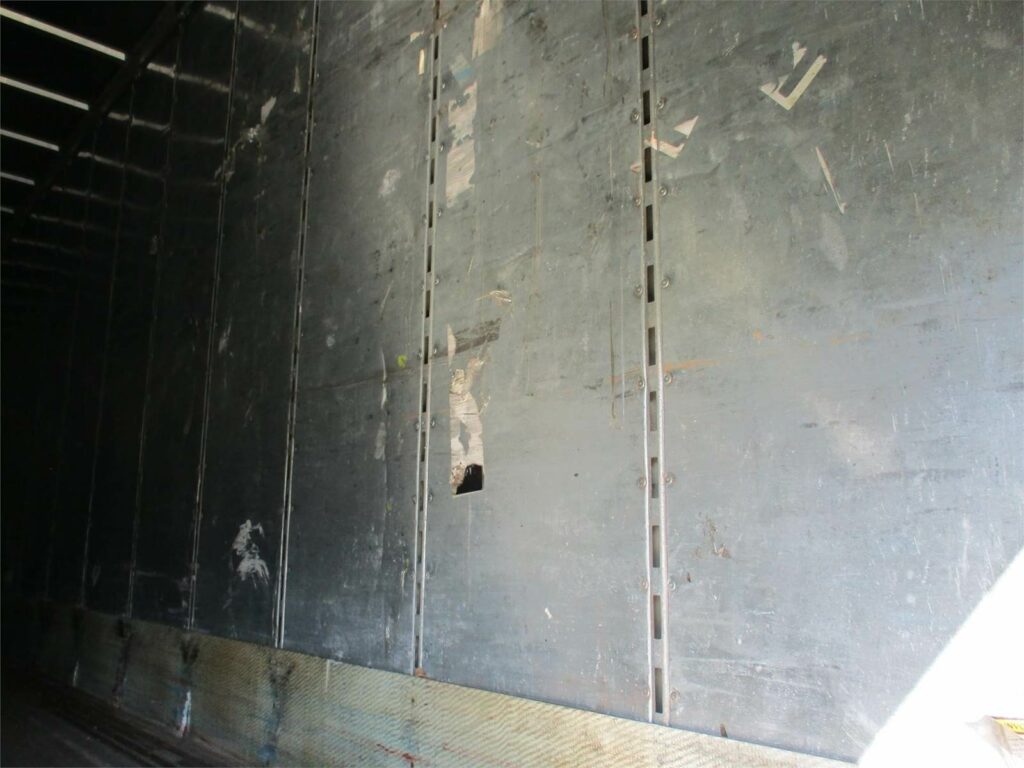 2008 Great Dane 53×102