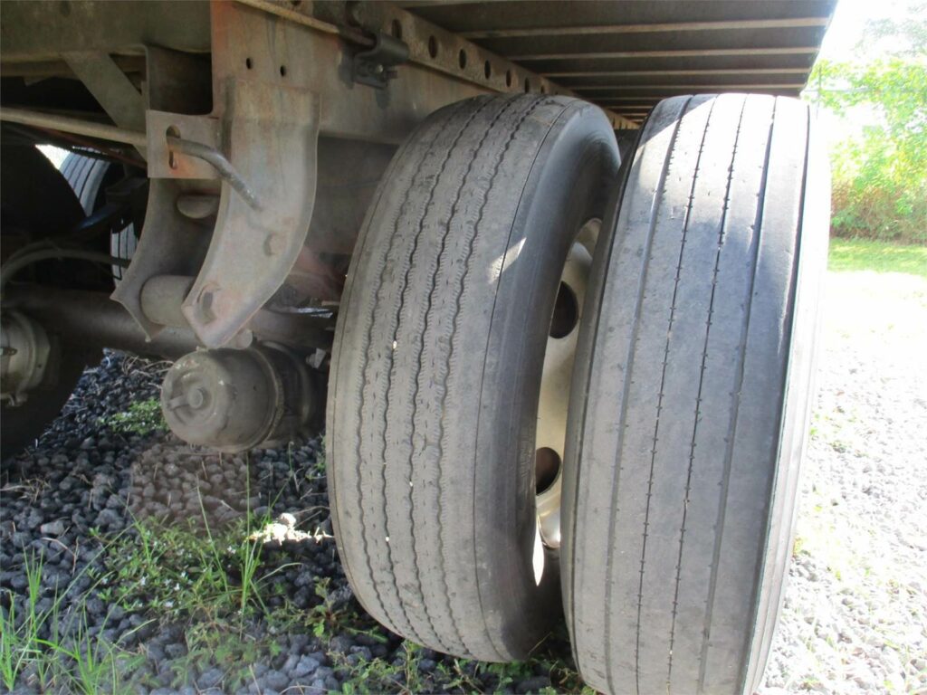 2008 Great Dane 53×102