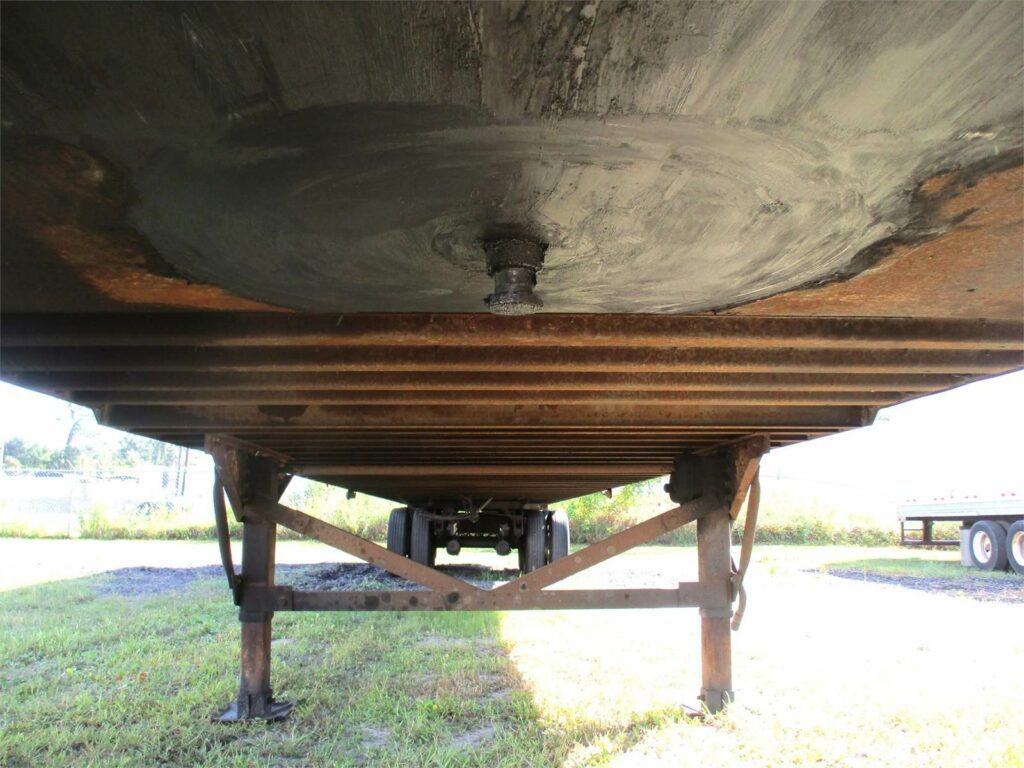 2008 Great Dane 53×102