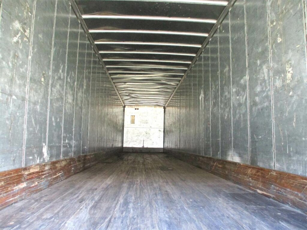 2007 Great Dane 53X102 ROLL UP DOOR SPRING RIDE