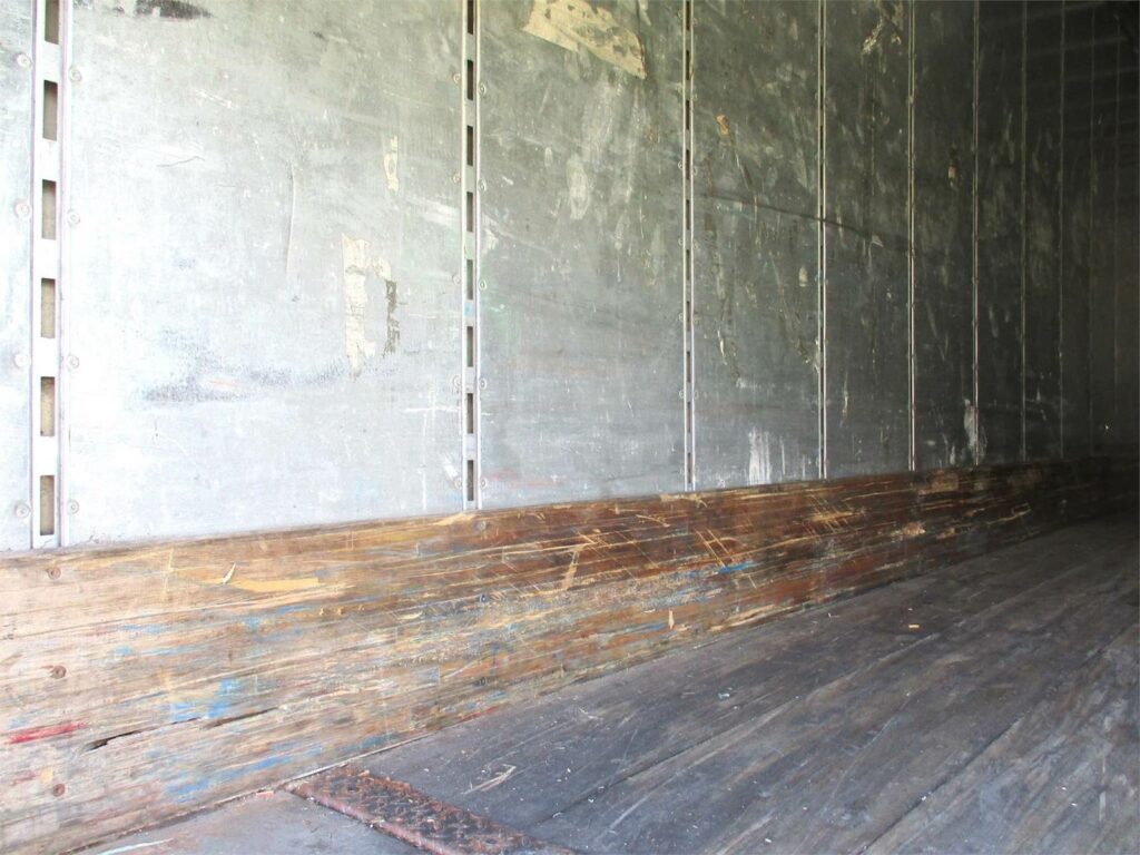 2007 Great Dane 53X102 ROLL UP DOOR SPRING RIDE