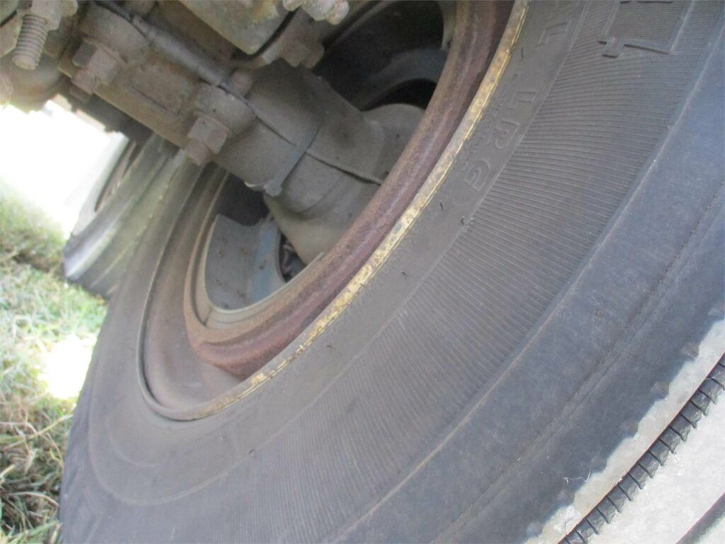 2007 Great Dane 53X102 ROLL UP DOOR SPRING RIDE