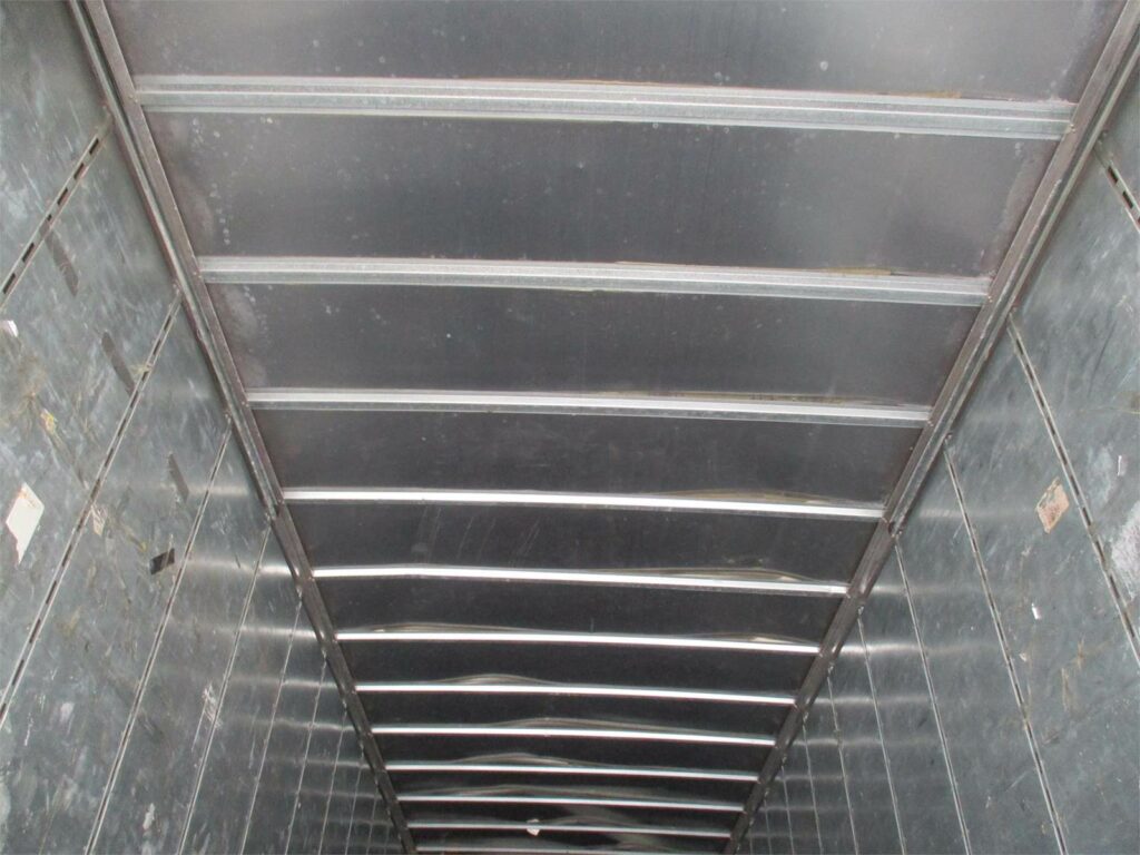 2007 Great Dane 53X102 ROLL UP DOOR SPRING RIDE