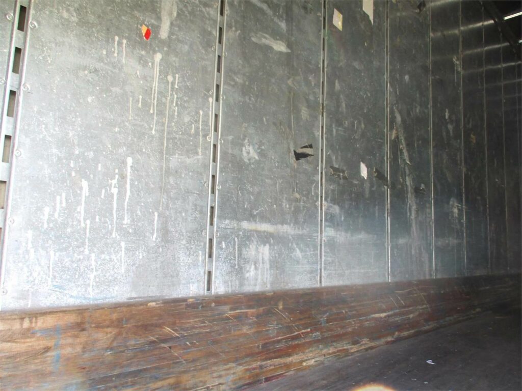 2007 Great Dane 53X102 ROLL UP DOOR SPRING RIDE