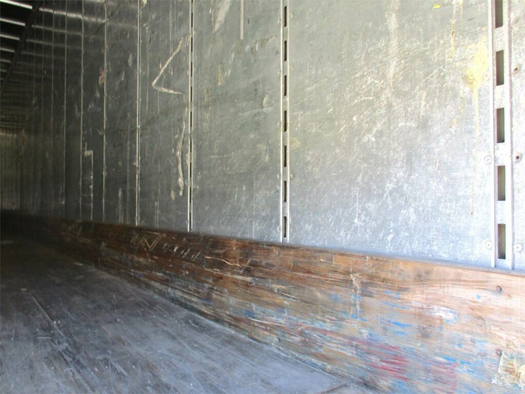 2007 Great Dane 53X102 ROLL UP DOOR SPRING RIDE