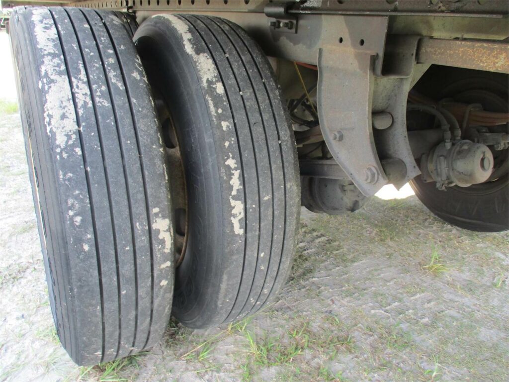 2007 Great Dane 53X102 ROLL UP DOOR SPRING RIDE