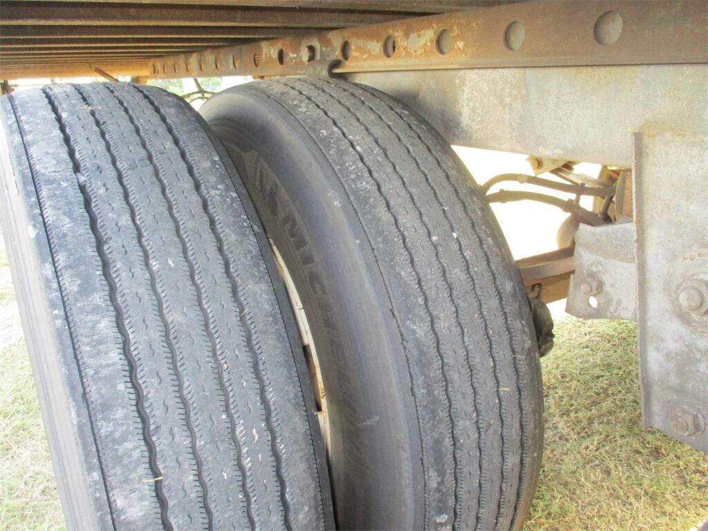 2007 Great Dane 53X102 ROLL UP DOOR SPRING RIDE