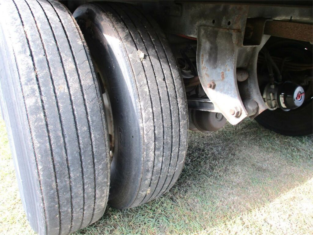 2007 Great Dane 53X102 ROLL UP DOOR SPRING RIDE