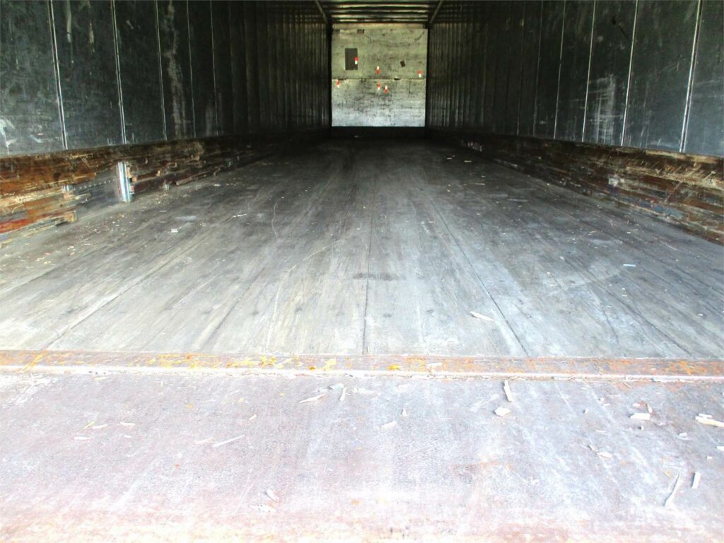 2007 Great Dane 53X102 ROLL UP DOOR SPRING RIDE