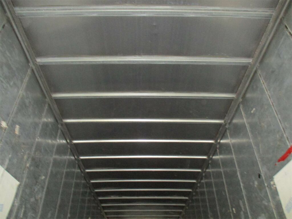 2007 Great Dane 53X102 ROLL UP DOOR SPRING RIDE