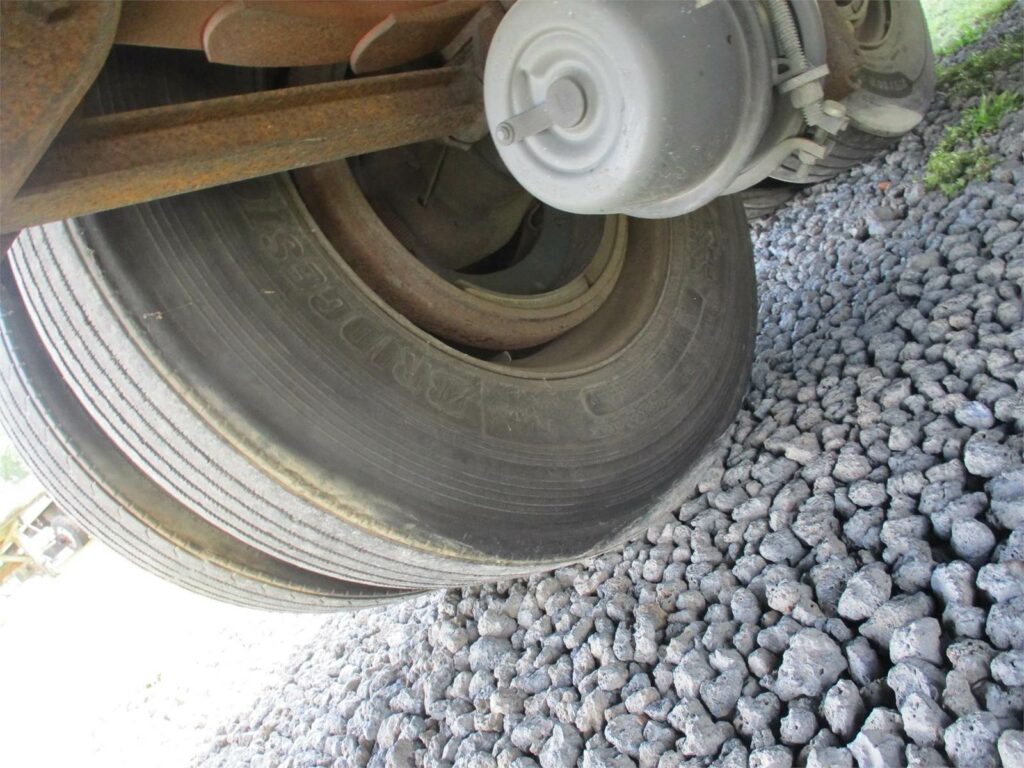 2006 Great Dane 53X102 ROLL UP DOOR SPRING RIDE