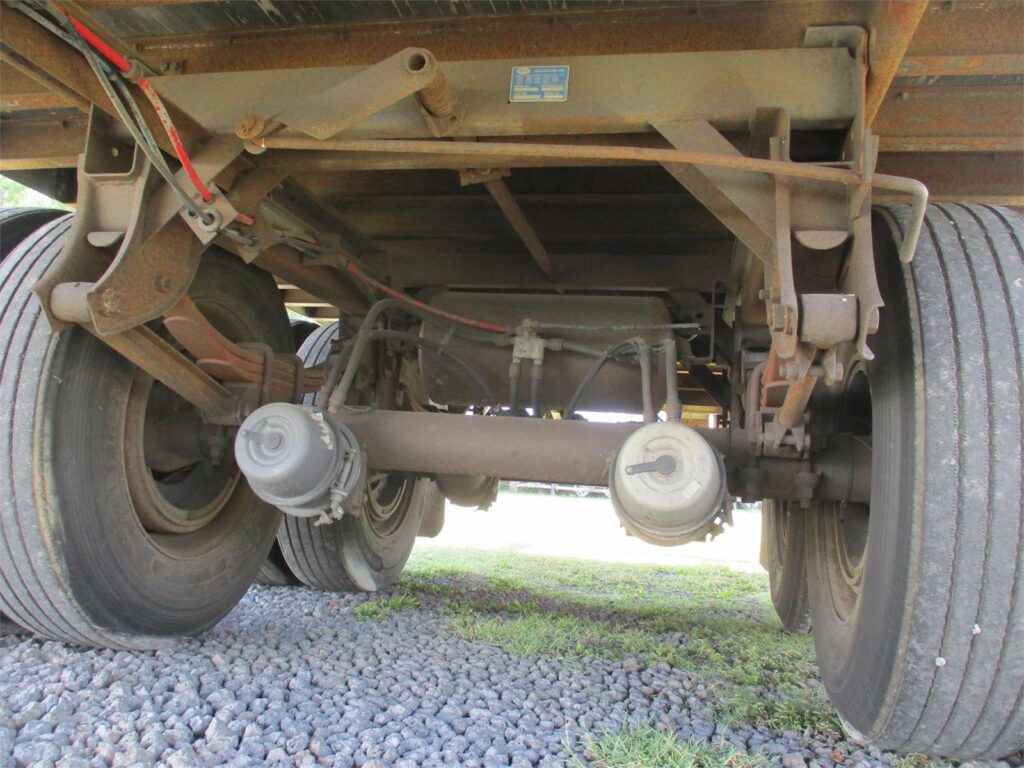 2006 Great Dane 53X102 ROLL UP DOOR SPRING RIDE