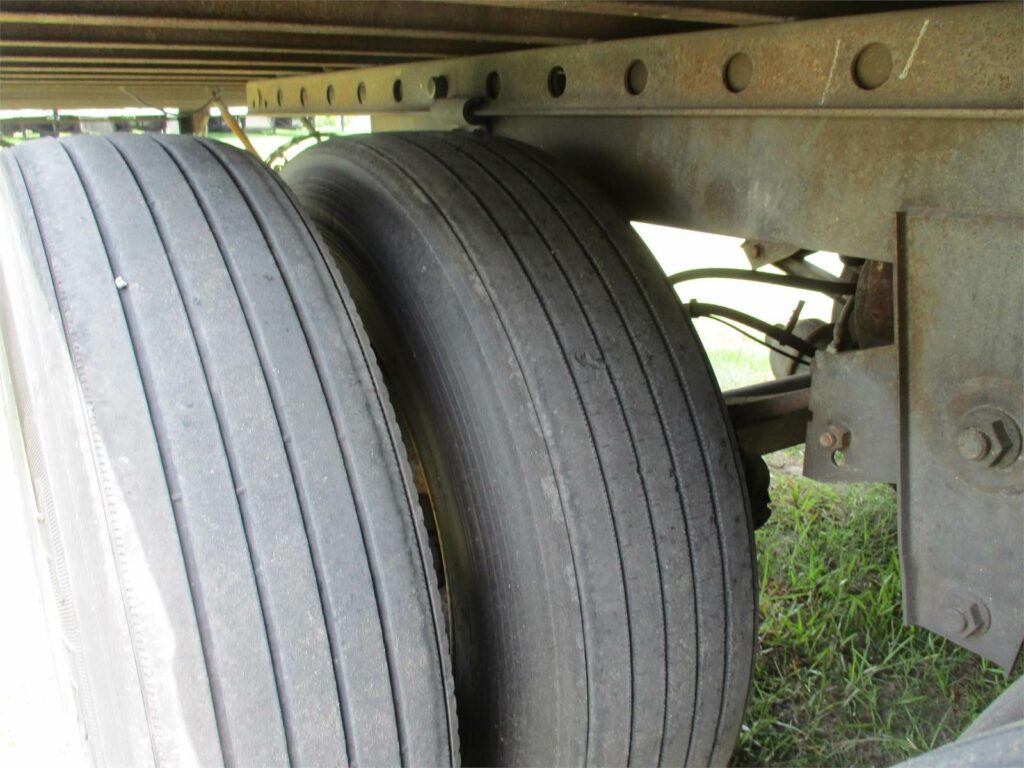 2008 Great Dane 53X102 SPRING RIDE ROLL UP DOOR