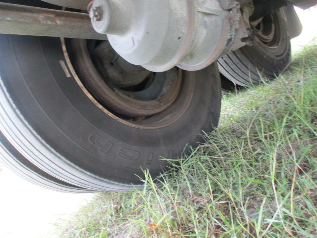 2008 Great Dane 53X102 SPRING RIDE ROLL UP DOOR