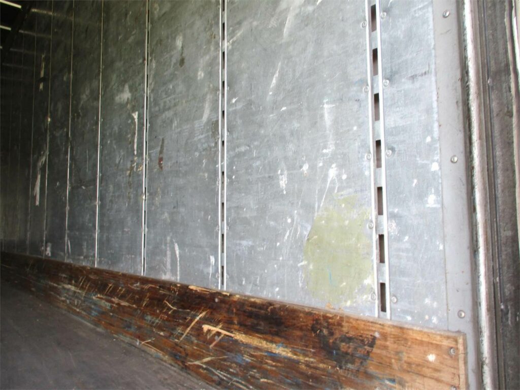 2008 Great Dane 53X102 SPRING RIDE ROLL UP DOOR