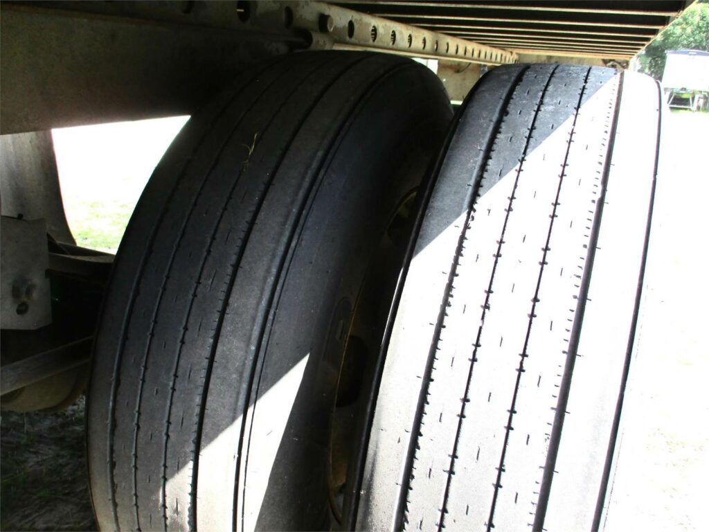 2008 Great Dane 53X102 SPRING RIDE ROLL UP DOOR