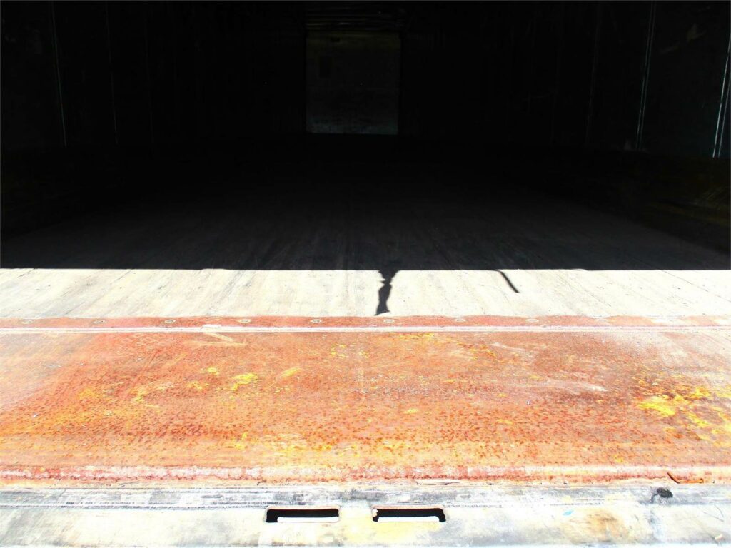 2007 Great Dane 53×102