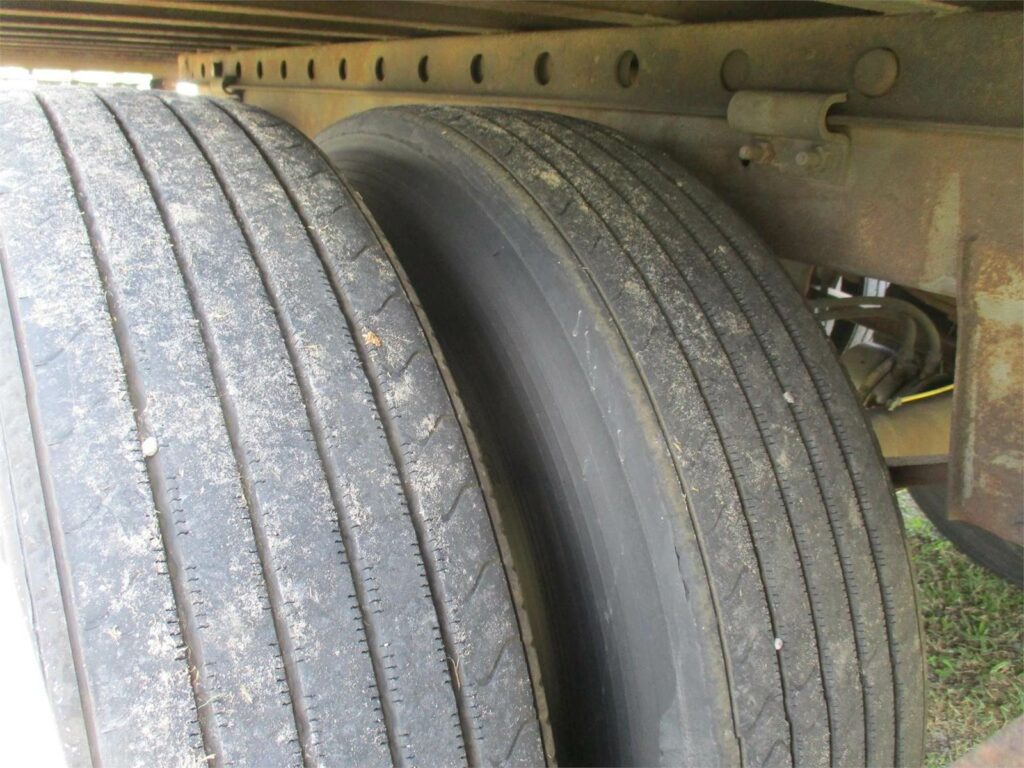 2007 Great Dane 53×102