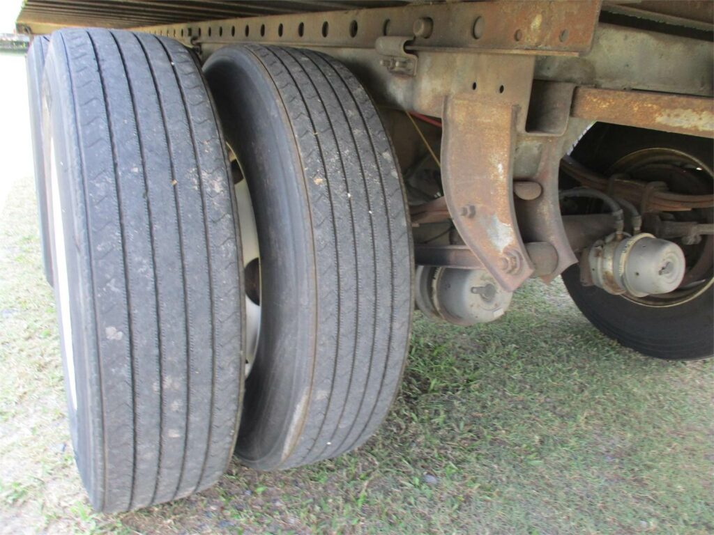 2007 Great Dane 53×102