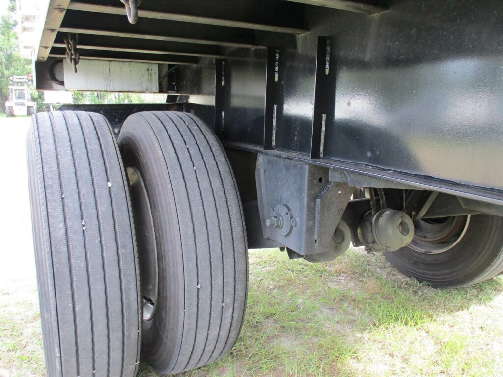 2015 Dorsey 48X102 SPREAD AXLE 2 ALUMINUM TOOL BOXES