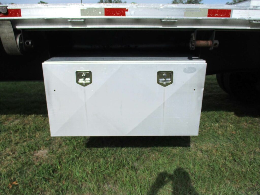 2015 Dorsey 48X102 SPREAD AXLE 2 ALUMINUM TOOL BOXES